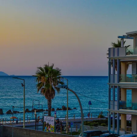 60 Passi Dal Mare-charming Cdo Lejlighed *